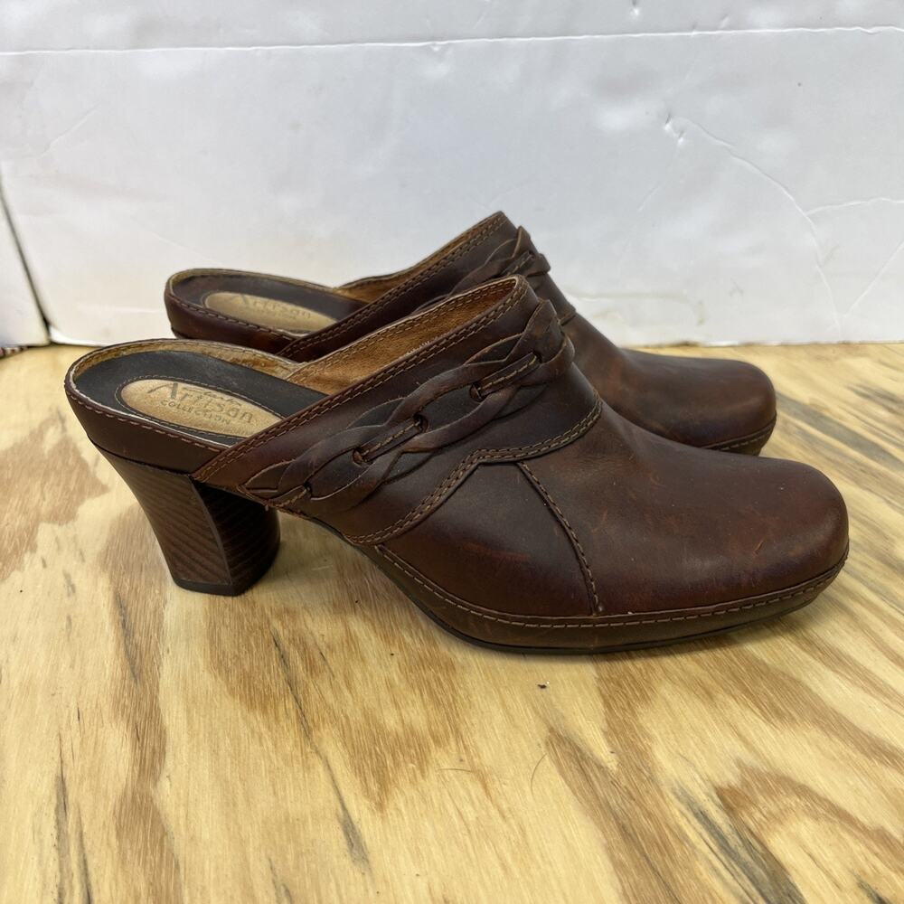 Clarks Artisan Brown Leather Y2K Mules Clogs Wood Block Heel Shoes Size 8.5